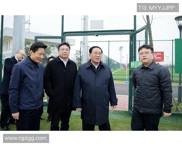 李强畅谈足球生涯背后的故事与心路历程